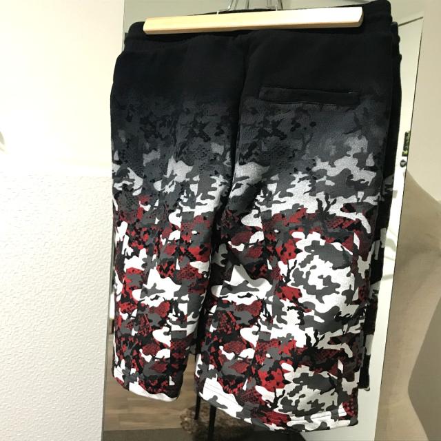 本日超得 新品同様 Marcelo Burlon マルセロバーロン Cmcb026s カモフラージュ柄 スウェット 圧倒的高評価 Arnabmobility Com