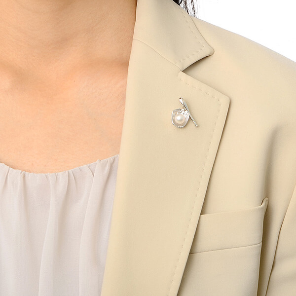 人気ブランド 歳のパール シルバー ブローチ 代 30代 彼女 レディース 女性 誕生日プレゼント 送料無料 超人気 Olsonesq Com