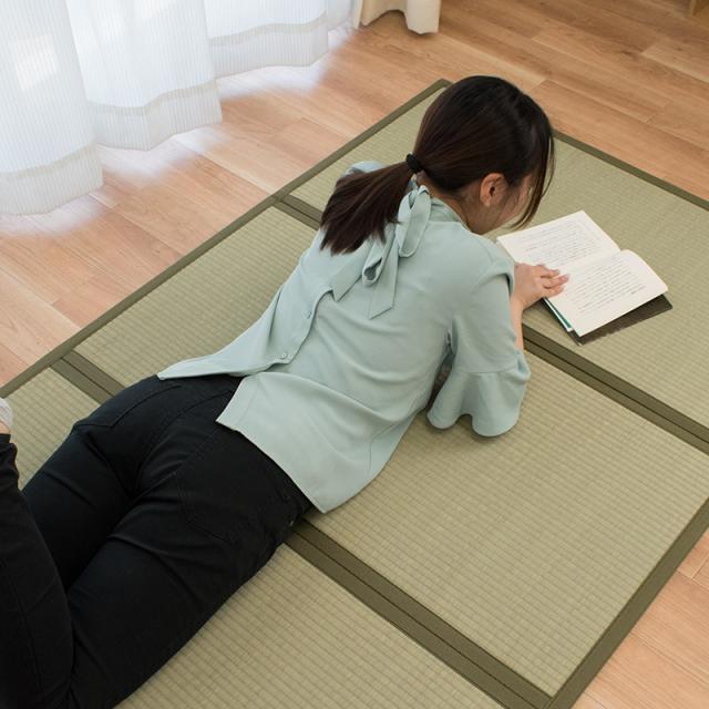 激安単価で い草 マットレス 100 210cm シングル 四つ折り コンパク 持ち運び ごろ寝マット 畳 い草マットレス コンパクト 置き畳 送料無料 Olsonesq Com