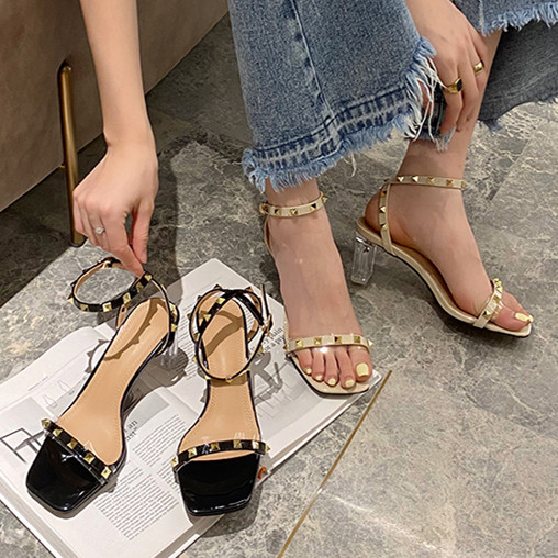 スタッズ クリアヒールサンダルの通販はau Pay マーケット エルエス コウリン 商品ロットナンバー