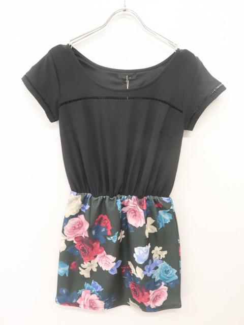 Rienda リエンダ 花柄ドッキングワンピース 半袖 黒 緑 レディース 新品 Sの通販はau Pay マーケット ブランド古着の買取販売 Wanboo 商品ロットナンバー