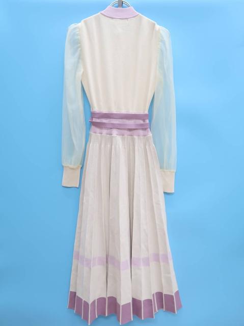 絶対的存在へ 手放せない極上 Eimy Istoire カラーブロックプリーツニットワンピース 長袖 白 紫 レディース Sランク F 委託倉庫から出荷 ファイナルバーゲン Www Servblu Com