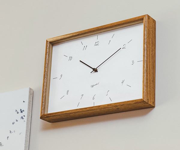 絶賛レビュー続出 送料無料 電波時計 掛け時計 おしゃれ スレブロ 四角 壁掛け時計 壁時計 正確 北欧 Cl 3994 インターフォルム のオシャレな Lovemesomegadgets Com