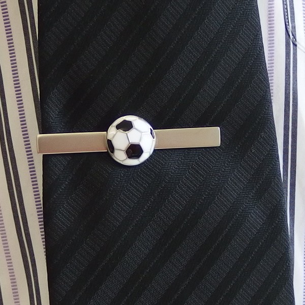 21年春夏再入荷 勝負は白黒はっきりサッカーボールのタイピン ネクタイピン メーカー包装済 Ggjapan Jp 21年春夏再入荷 勝負は白黒はっきりサッカーボールのタイピン ネクタイピン メーカー包装済 Ggjapan Jp