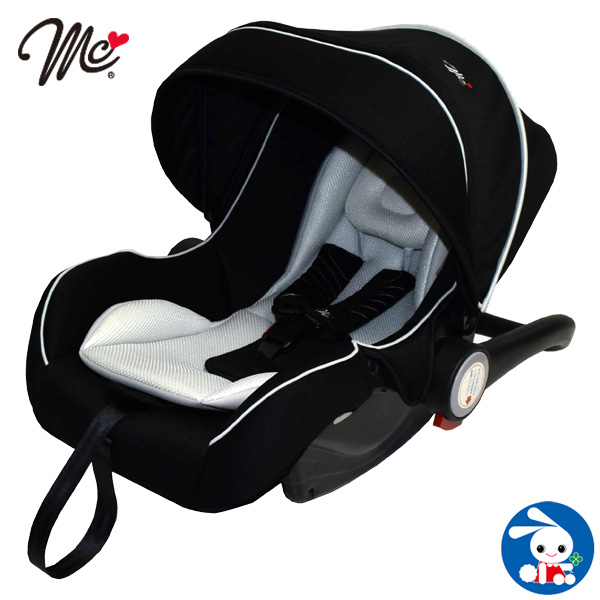 人気第1位 マムズキャリー ブライト３ 新生児 1歳 チャイルドシート カーシート ベビーシート 固定式 メーカー保証1年 ベビー 赤ちゃん 新生児 おしゃれ人気 Carlavista Com