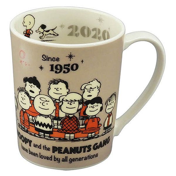 スヌーピーイヤーズマグお得な２個セット Snoopy マグカップ 陶器 スヌーピー公式 年 記念限定品 生誕70周年スヌーピーグッズ 食の通販はau Wowma ワウマ 株式会社ポニー 商品ロットナンバー