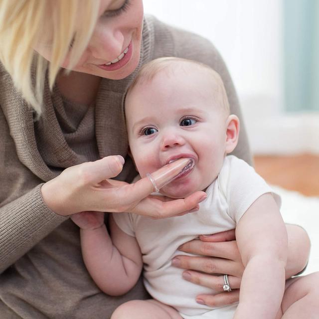 残りわずか Dr Brown S ドクターブラウン 赤ちゃん用 指歯磨きセット 3ヶ月以上用 洋ナシ アップル味 1 4oz 40g 即日出荷 Sportsclubnaples Org