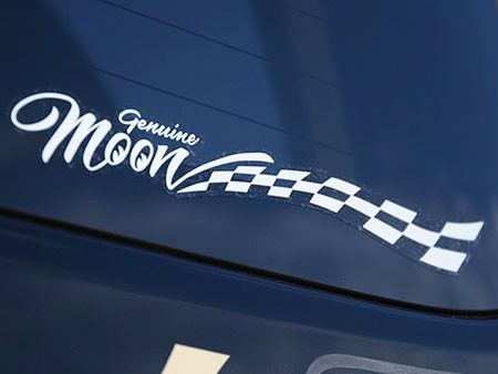 ムーンアイズ 入荷予定 ステッカー 車 アメリカン おしゃれ かっこいい Moon Genuine カーステッカー Ch Mooneyes