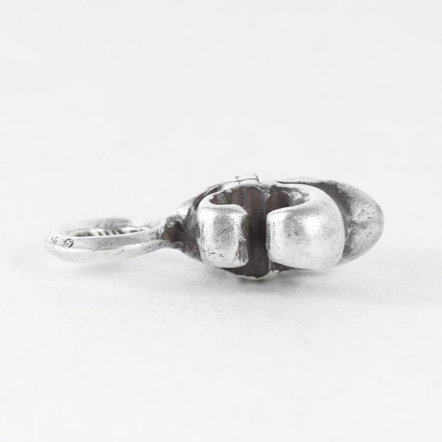 大得価格安≣ CHROME シルバー の通販はau PAY マーケット - ブランド古着のBEEGLE by Boo-Bee|商品ロットナンバー:394870344 HEARTS (クロムハーツ) スタックBSフレアチャーム(STACK BS FLEUR CHARM) HOT新品