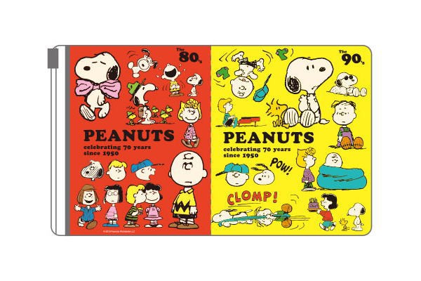 スヌーピー Snoopy パスポートケース 80年代と90年代 70th いつでも送料無料 70周年 ピーナッツ ウッド すぬーぴー