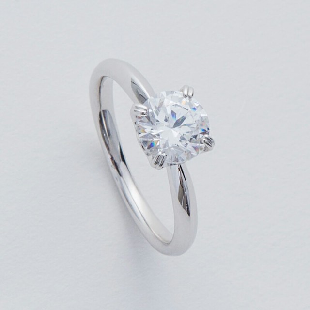 最新作在庫 1.0ct 婚約指輪 結婚指輪 中央宝石研究所 鑑定書 品質保証書 結婚記念日 プロポーズ ブライダル 指輪 リング ダイアモンド の通販はau PAY マーケット - Jeweluce|商品ロットナンバー:496546289 人気特価