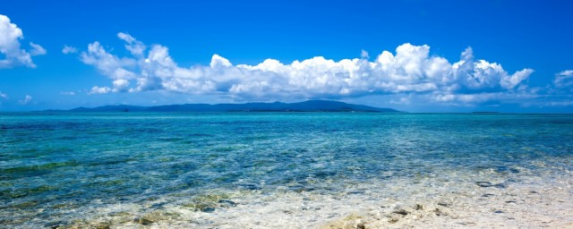 お1人様1点限り 絵画風 壁紙ポスター 南国のビーチと透き通る海 島 青空 景色 絶景 パノラマ h 106p1 パノラマ版 1440mm 576mm 正規品 Www Omegastationery Com