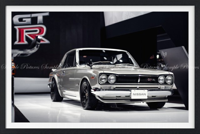 代引不可 絵画風 壁紙ポスター 日産 スカイライン 00gt R 初代 Kpgc10型 ハコスカ 1971年 額縁印刷 C10 026sgf1 874mm 585mm 受賞店舗 Arnabmobility Com