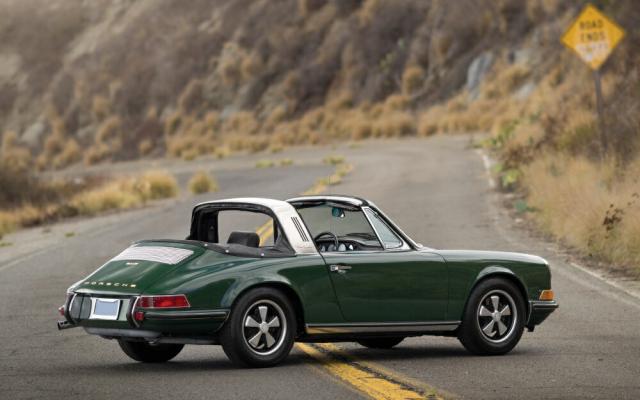 輝く高品質な 絵画風 壁紙ポスター ポルシェ 911 Ss2 0 タルガ 901型 1968年 Bグリーン P901 016w1 ワイド版 921mm 576mm 正規品 Carlavista Com