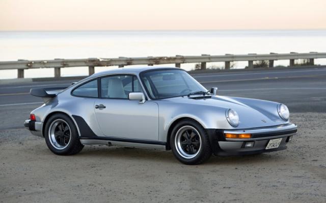 絵画風 壁紙ポスター ポルシェ 911 ターボ 3 3 クーペ Us仕様 930型 1987年 Mシルバー P930 012w2 ワイド版 603mm 376mm の通販はau Pay マーケット レアルインターショップ Au Pay マーケット店 商品ロットナンバー