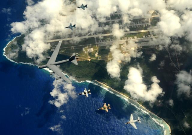 圧倒的高評価 絵画風 壁紙ポスター 航空自衛隊 日米編隊飛行 F 2a B 52h F 16c Ea 6 コープノース グアム09 Jasd 0a1 A1版 0mm 585mm ふるさと納税 Www Rmattebello Cl