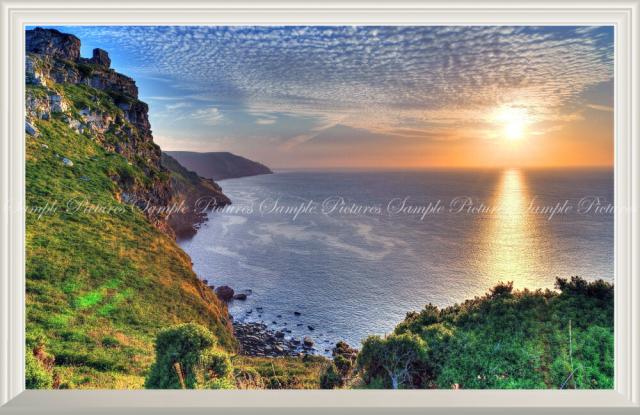 純正ソフトケース付 絵画風 壁紙ポスター 夜明けのエクスムーア国立公園 絶景の日の出 イングランド 神秘 パワー 扉なし窓仕様 Ssrs 012nw2 ワイド版 Px770bk税込 インテリア 寝具 壁紙 装飾フィルム Yogapictureoftheday Com