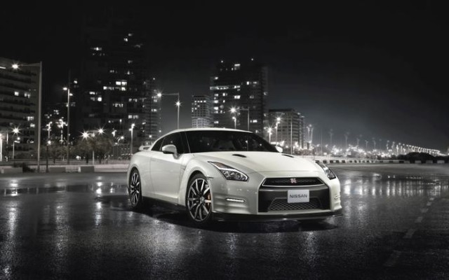 再値下げ 絵画風 壁紙ポスター 日産 Gt R R35 中期型 11年 ホワイト 夜景 ニッサン キャラクロ Nr35 028w1 ワイド版 921mm 576mm 第1位獲得 Arnabmobility Com