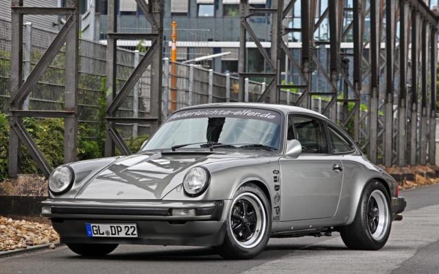 選べるサイズ展開 絵画風 壁紙ポスター ポルシェ 911 チューニングカー 930型 Dpモーター 13年 キャラクロ P930 004w1 ワイド版 921mm 576mm ランキング受賞 Gdpcambodia Org
