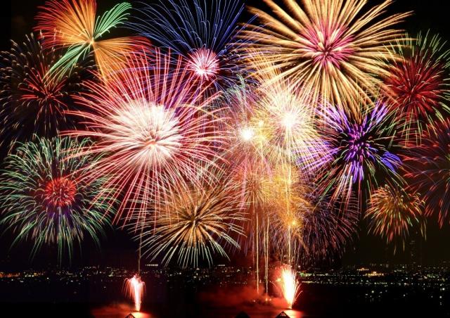 絵画風 壁紙ポスター 花火 打ち上げ花火 花火大会 祝賀 お祭り 夏 風物詩 クリスマス キャラクロ Shnb 001a1 A1版 0mm 585mm ウォールステッカー