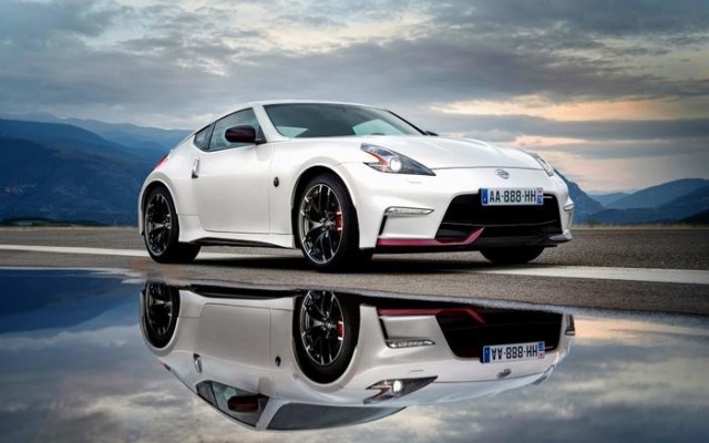 正規販売店 絵画風 壁紙ポスター 日産 フェアレディz Nismo 370z Z34型 ホワイト 14年 キャラクロ Z34n 003w1 ワイド版 921mm 576mm 海外最新 Fcrtt Org