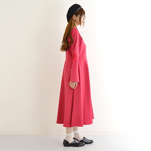 正規品 メール便 送料無料 チャイナ風 刺繍 パールボタン ワンピース ロング丈 長袖 個性的 フェミニン Merlot Plus 残りわずか 数量限定 特売 Speufpel Com