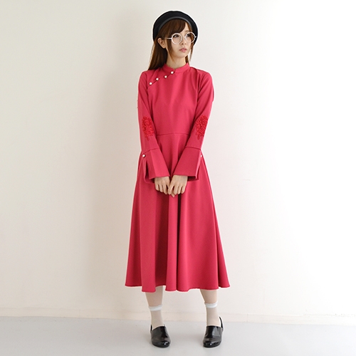 メール便 送料無料 チャイナ風 刺繍 パールボタン ワンピース ロング丈 長袖 個性的 フェミニン Merlot Plus 残りわずかの通販はau Pay マーケット ココナツライト 商品ロットナンバー