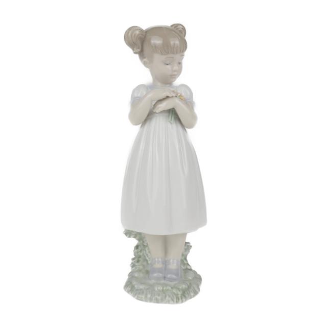 最安値 新品未使用展示品 Lladr リヤドロ 花と少女 素敵なお花