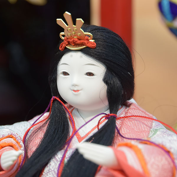 により 雛人形 お雛様 初節句飾り お祝い 46tの通販はau Pay マーケット 雛人形 五月人形 鯉のぼり販売通販店陣屋 商品ロットナンバー 収納飾り コンパクト 幼顔 5人飾り 柳川毬 台屏風 ひな人形 ませんが