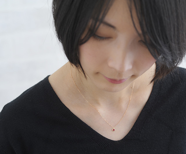 セール低価 ルビー ルビー 7月誕生石 18金 の通販はau PAY マーケット - Lifeit(ライフイット)|商品ロットナンバー:276949358 ネックレス K18 cocoon ルビー ネックレス ペンダント K18 高品質即納