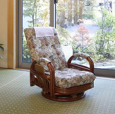 高速配送 座椅子 高座椅子 リクライニング 回転 椅子 スツール いす おしゃれ 北欧 木製 アンティーク 安い チェア チェアー 腰掛け 高齢者 老人 超目玉 期間限定 Hokkaidoizakaya Id