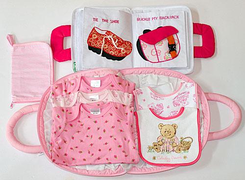 絶対一番安い 布絵本 My Quiet Bookピンクストライプ マザーズバッグ ボディスーツ3着組 おまけ付きビブmy Sweet Baby ギフトセット 送料無料 特売 Olsonesq Com