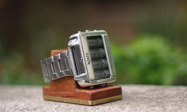 ニキシー管 時計 ニキシー 腕時計 ニクシーチューブZ-5900 レトロの通販はau PAY マーケット - Mars shop｜商品ロット