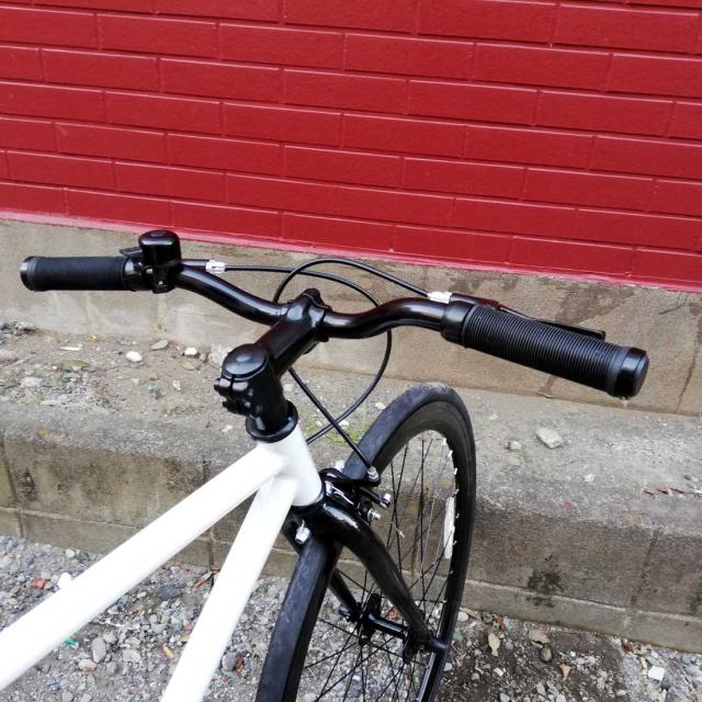 新規購入 自転車 ピスト 700c シングルスピード クロスバイク ロードバイク おしゃれ 通勤 通学 レインボー T Street グロスホワイト 保証書付 Olsonesq Com