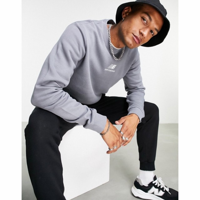 ニューバランス New Balance メンズ スウェット・トレーナー トップス Stacked Logo Sweatshirt In Mineral Grey - Exclusive To Asos グ