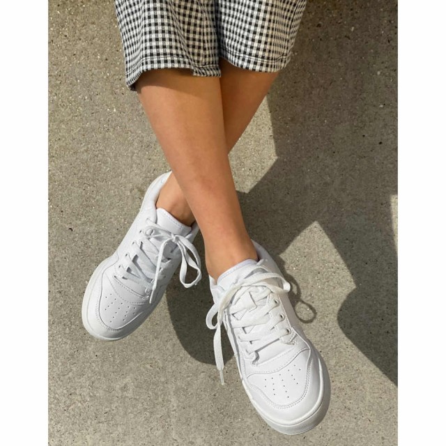 トリュフコレクション Truffle Collection レディース スニーカー 厚底 シューズ・靴 Chunky Flatform Trainers In White ホワイト