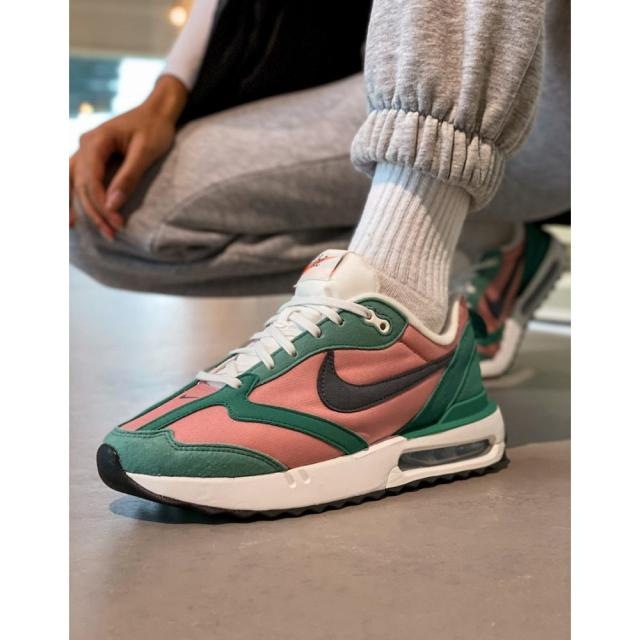 人気ランキング ナイキ Nike レディース スニーカー シューズ 靴 Air Max Dawn Nn Trainers In Rust Pink And Jade Green 通常配送料無料 レディースファッション 靴 シューズ Thepatrakar In