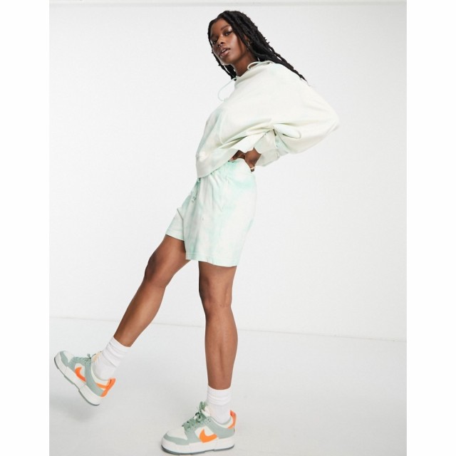 ナイキ Nike レディース ショートパンツ ボトムス・パンツ Mini Swoosh Jersey Shorts In Mint Green Tie Dye ライトグリーン