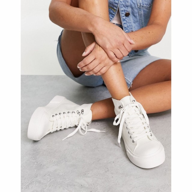 プルandベアー PullandBear レディース スニーカー 厚底 シューズ・靴 Flatform Hi Top Trainers In White ホワイト