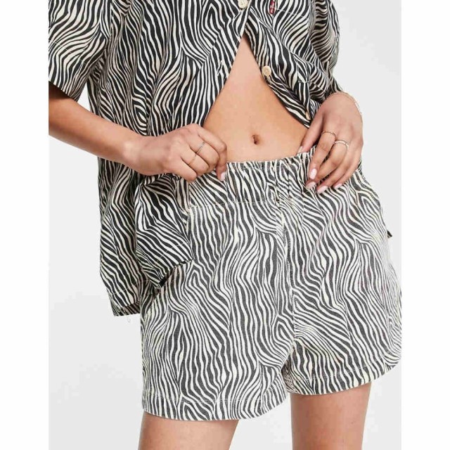 リーバイス Levis レディース パジャマ・ボトムのみ インナー・下着 Lounge Short In Wavy Zebra Print ホワイトパターン