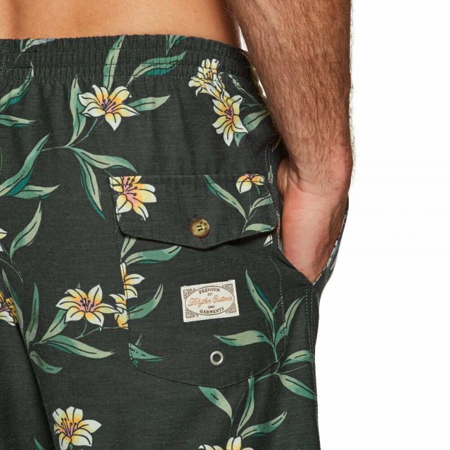 爆買い格安 リズム Ivy Floral Beach Swim Shorts Navyの通販はau PAY マーケット - フェルマート|商品ロットナンバー:509379357 Rhythm メンズ 海パン 水着・ビーチウェア 低価再入荷
