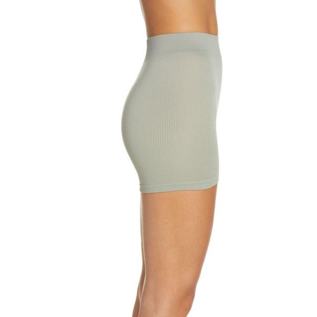 国産通販 スキムズ SKIMS レディース パジャマ・ボトムのみ インナー・下着 Stretch Rib Shorts Sea Hazeの通販はau PAY マーケット - フェルマート|商品ロットナンバー:511744971 国産正規店
