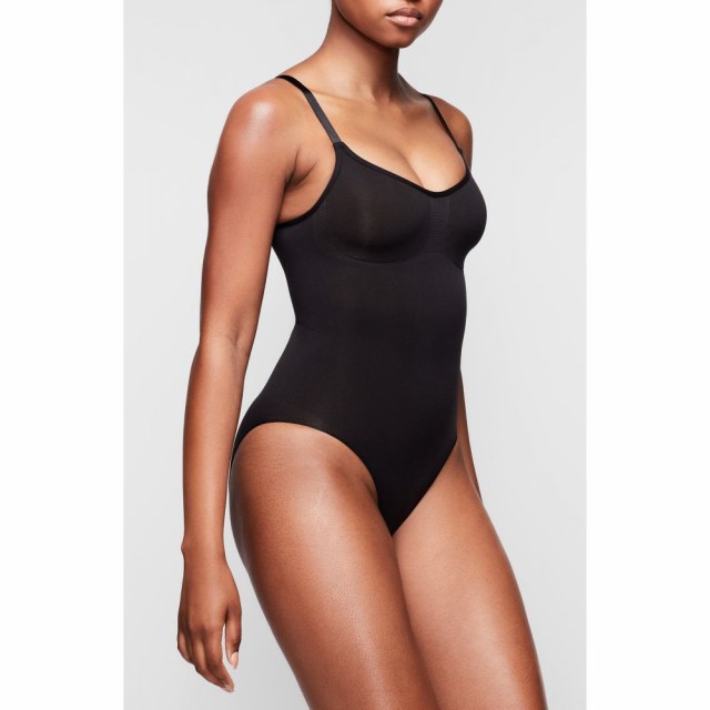 最新品低価 スキムズ Sculpting Bodysuit Onyxの通販はau PAY マーケット - フェルマート|商品ロットナンバー:511737799 SKIMS レディース ボディースーツ インナー・下着 高品質低価