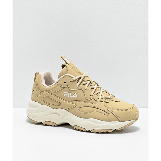 楽天ランキング1位 フィラ Fila レディース マーケット スニーカー シューズ 靴 Ray シューズ 靴 Tracer Nude Pay And White Shoes Natural 邑楽郡 09f491ce Andersonareaymca Org