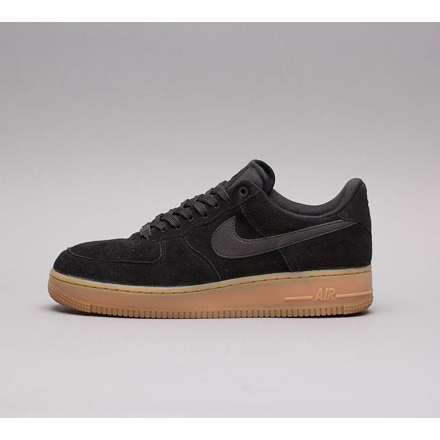 人気絶頂 ナイキ Nike メンズ スニーカー シューズ 靴 Air Force 1 07 Lv8 Suede Trainer Black 早割クーポン Olsonesq Com