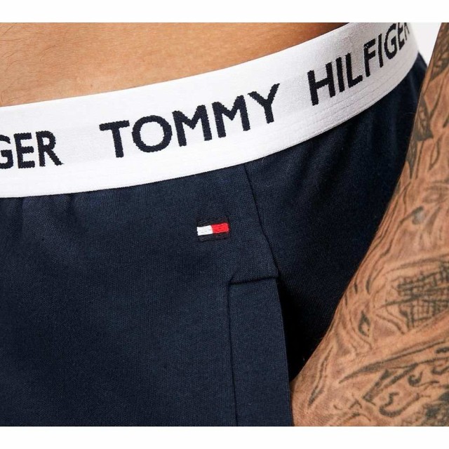 送料無料新作 トミー Lounge Waistband Logo Jog Pant Navy Blazerの通販はau PAY マーケット - フェルマート｜商品ロットナンバー：443626472 ヒルフィガー Tommy Hilfiger メンズ スウェット・ジャージ ボトムス・パンツ 日本製