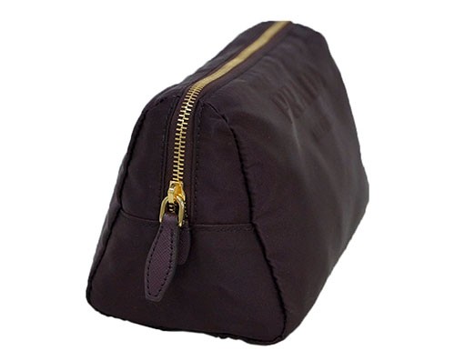 低価安い プラダ NYLON JACQUARD BORDEAUX ナイロンボルドー アウトレットの通販はau PAY マーケット - 買付道-JJブランド専科-|商品ロットナンバー:347852218 ポーチ 1NE693 PRADA コスメポーチ ストラップ付き 格安特価