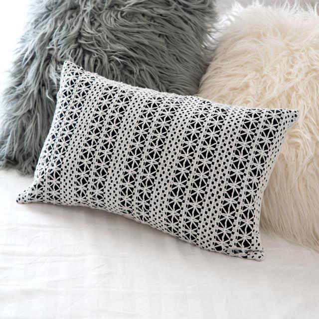 クッションカバー ホワイト 30 50cm マクラメレース調 長方形 枕 ピロー 横長 角型 四角形 おしゃれ かわいい レース