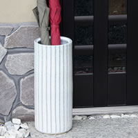 おしゃれ人気 傘立て 陶器 アンブレラスタンド ブルーストライプ 玄関 インテリア かさたて 傘立信楽焼 おしゃれ 和風 北欧 手作り Sale 公式 Lovemesomegadgets Com