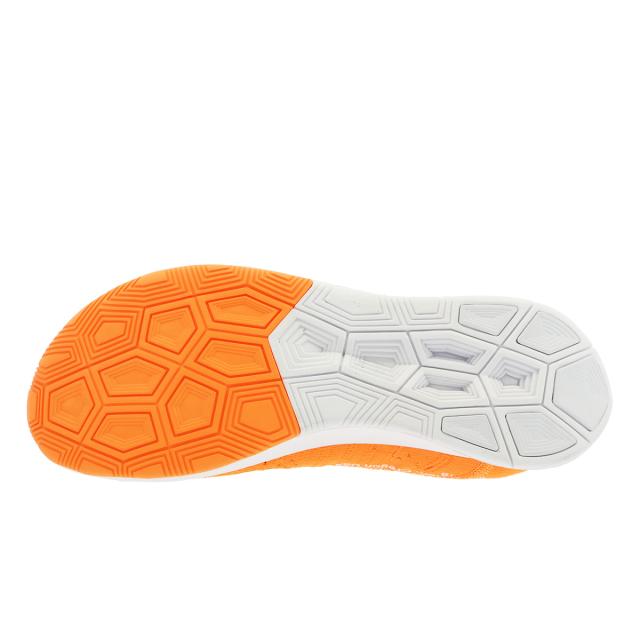 Nike Zoom Fly Mercurial Flyknit Off White ナイキ ズーム フライ マーキュリアル フライニット オフ ホワイト Total Orange White の通販はau Pay マーケット Select Shop Lowtex 商品ロットナンバー